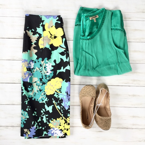 Worthington Dresses & Skirts - NWOT Worthington Floral Pencil Skirt